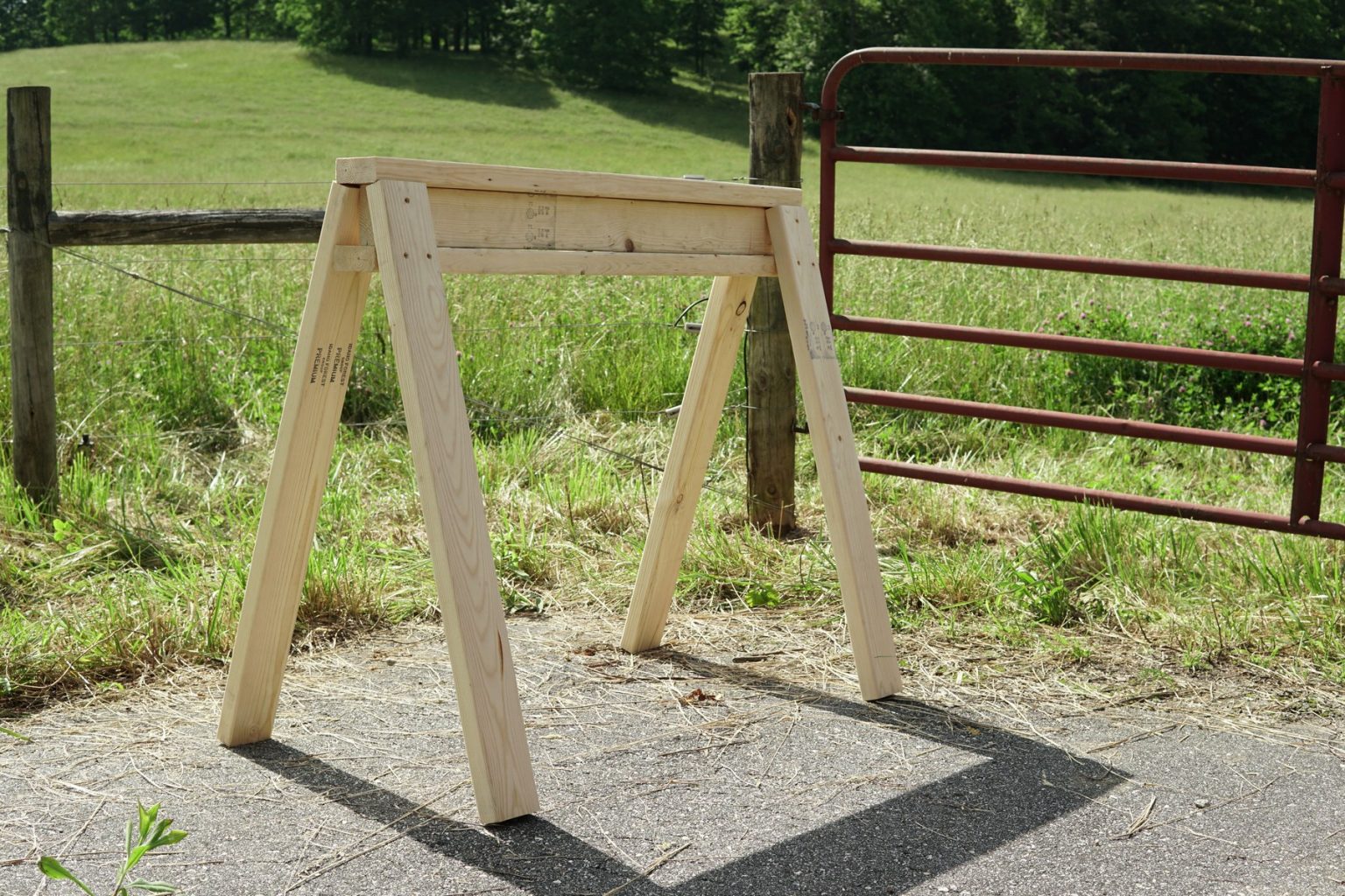 Build Saw Horses Simple Diy - Image to u